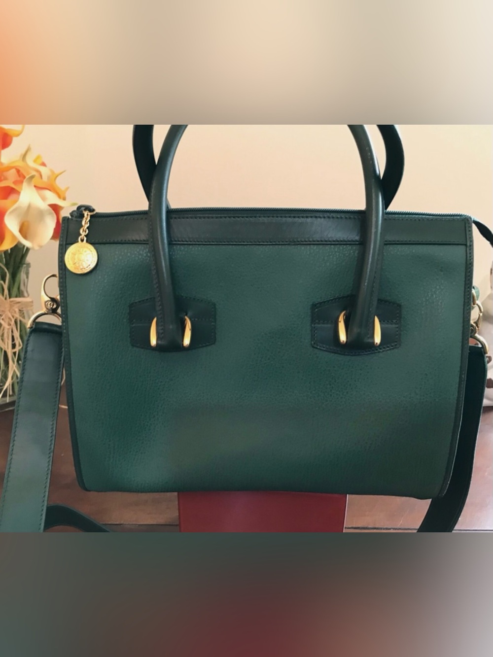 Authentic GUCCI Emerald-Green Color Leather Tote Hand Bag Pre-owned Very Good+ - Picture 2 of 14